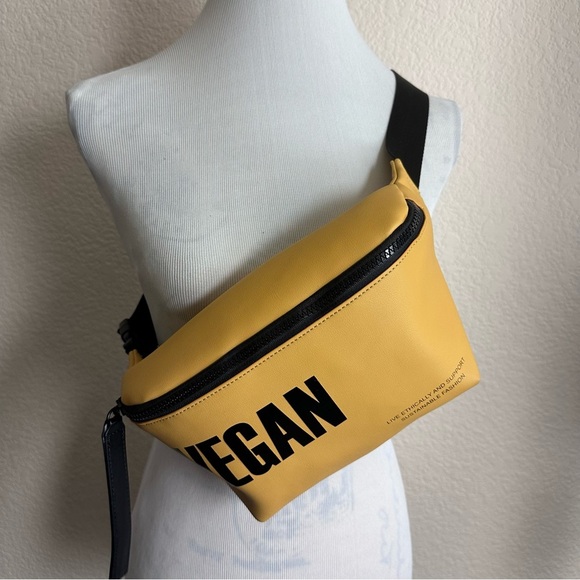 Expression NYC Park Avenue Vegan Yellow Mustard Belt Bag Brand New - Picture 6 of 12